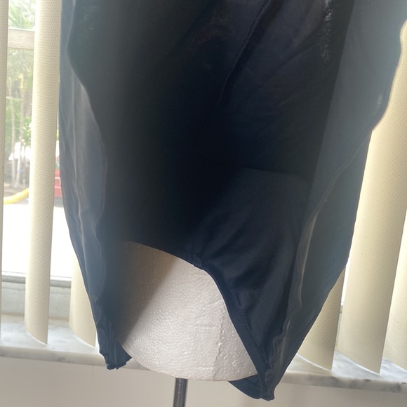 One piece swimsuit - Picture 9 of 12